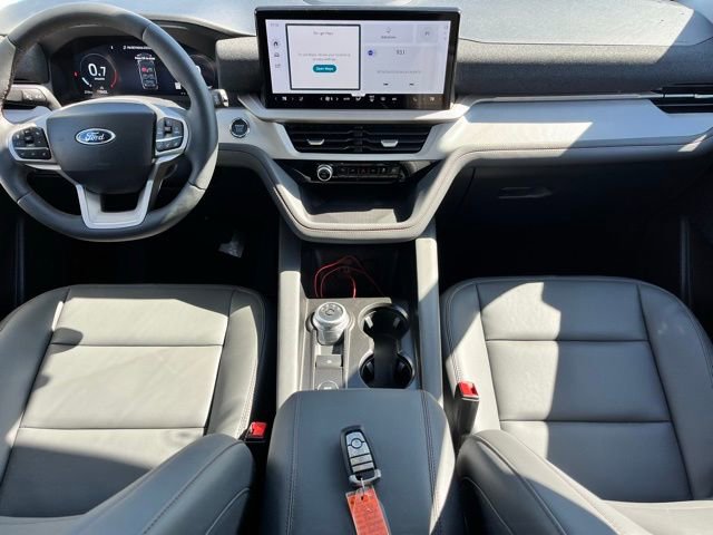 New 2026 Ford Explorer Active w/ Active Comfort Package RWD image 9