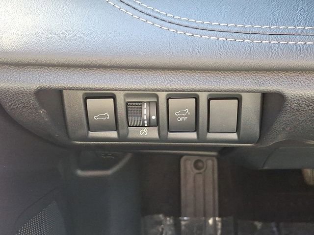 Used 2025 Subaru Outback Limited AWD/4WD image 28