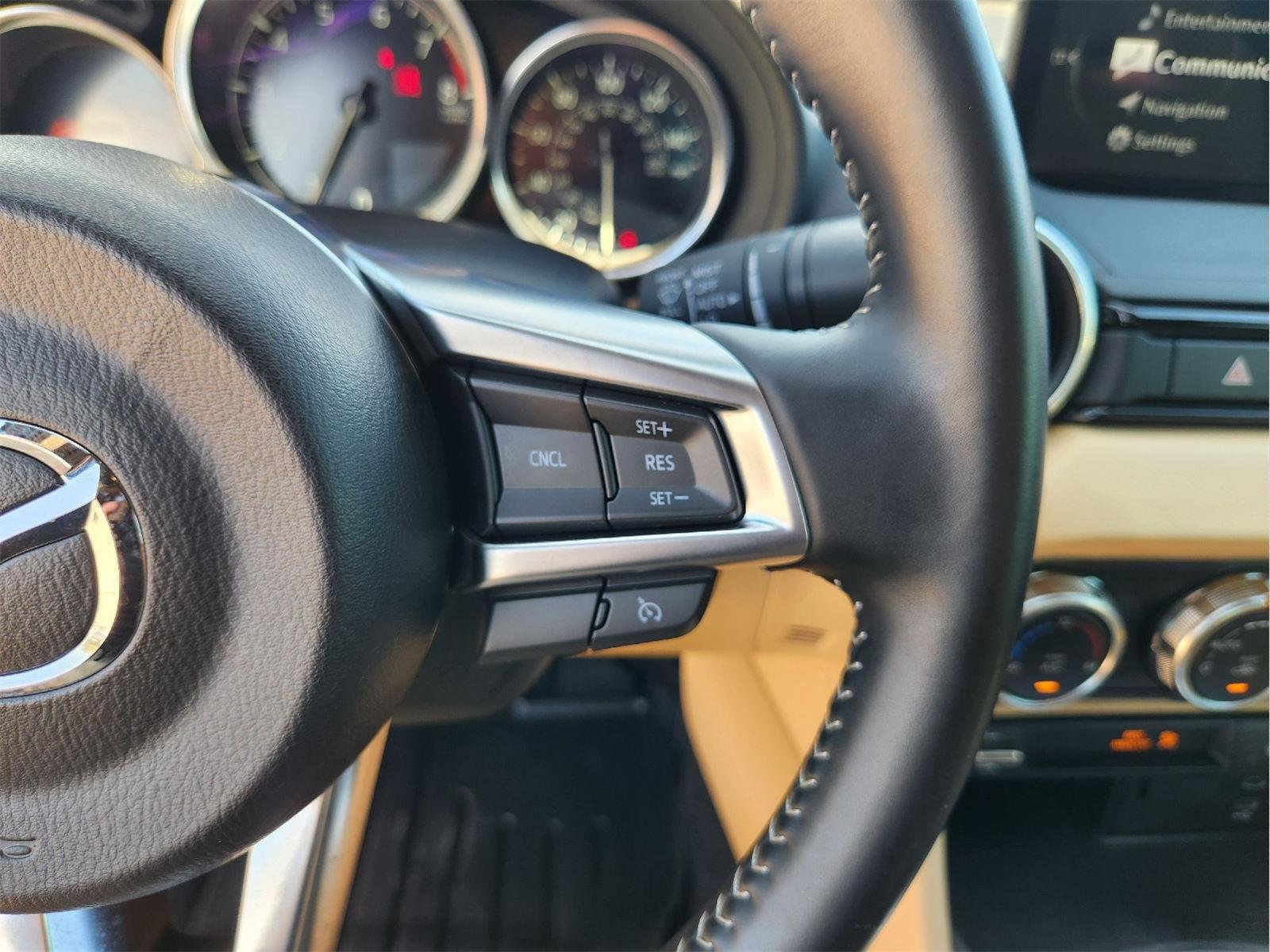 Used 2025 MAZDA MX-5 Miata RF Grand Touring RWD image 30