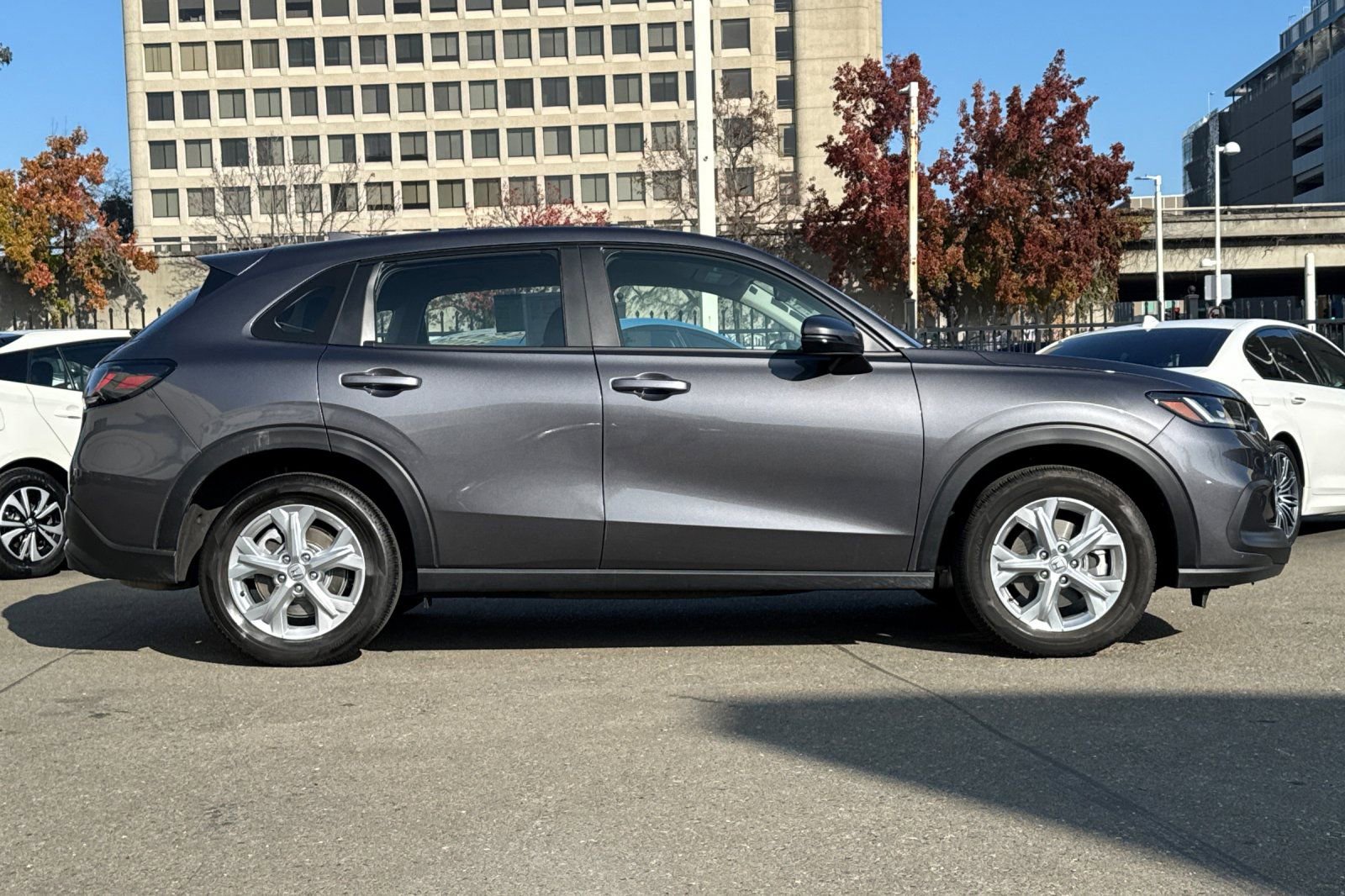 Certified 2024 Honda HR-V LX image 3