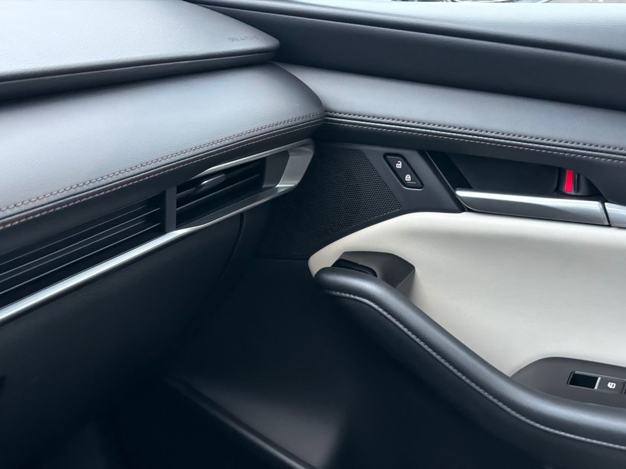 New 2026 MAZDA MAZDA3 2.5 S Sedan w/ Preferred Pkg image 29