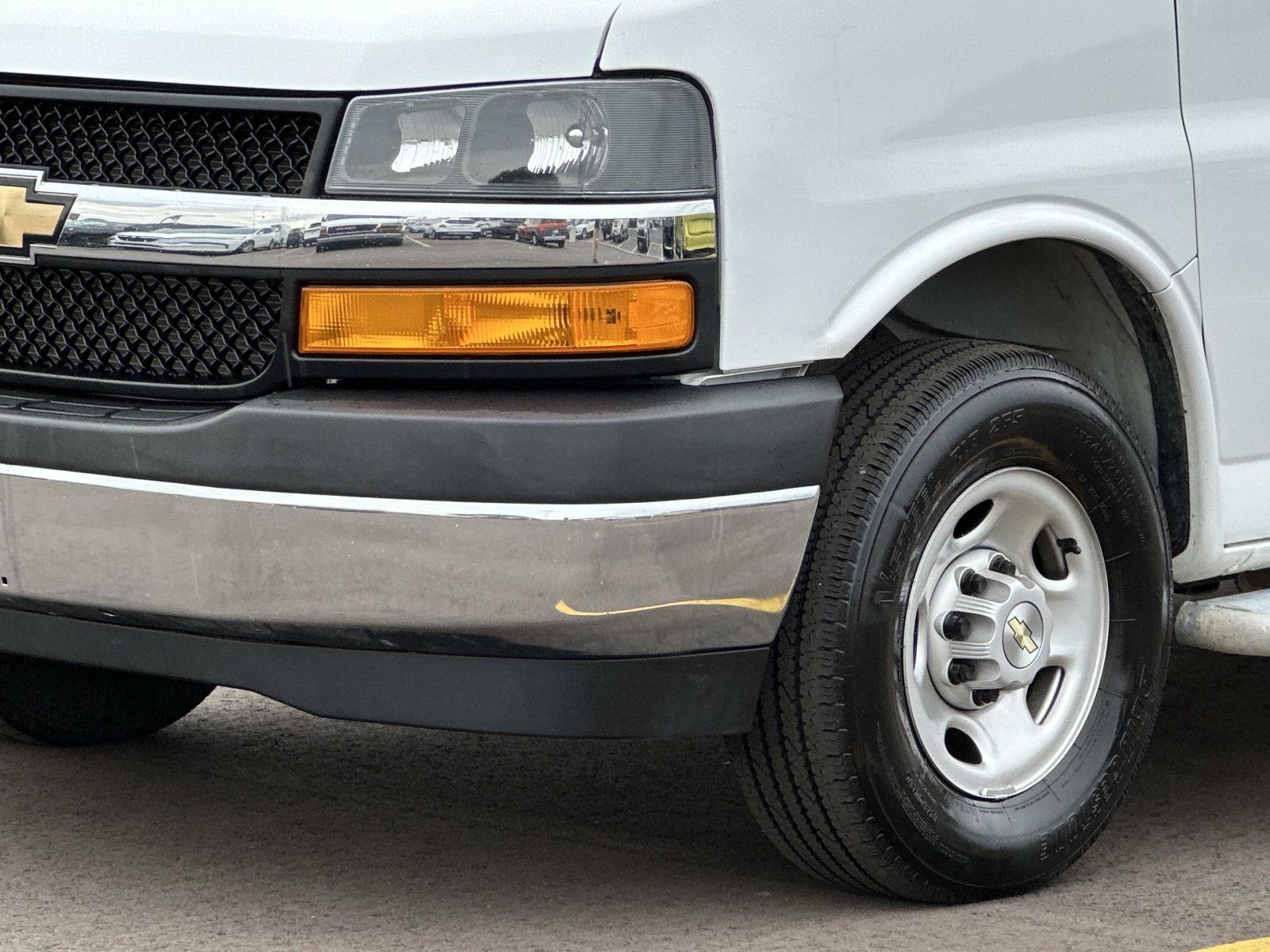 Certified 2025 Chevrolet Express 2500 w/ Driver Convenience Package RWD image 7