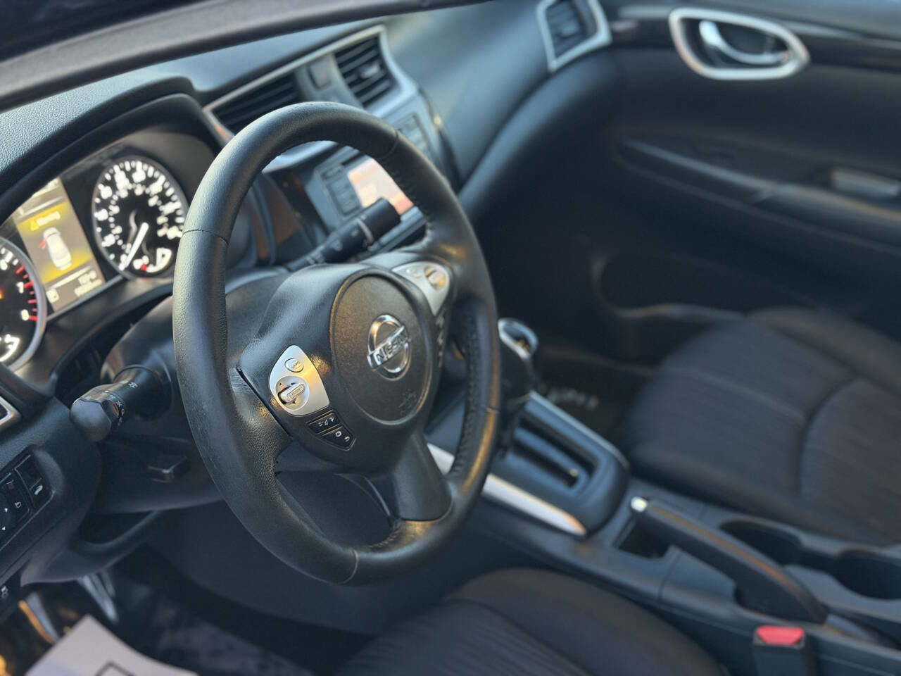 Used 2018 Nissan Sentra SV FWD image 9