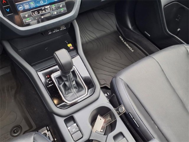Used 2025 Subaru Forester Limited image 17