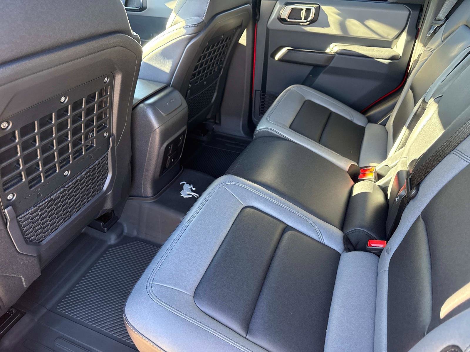 Used 2024 Ford Bronco Big Bend image 14