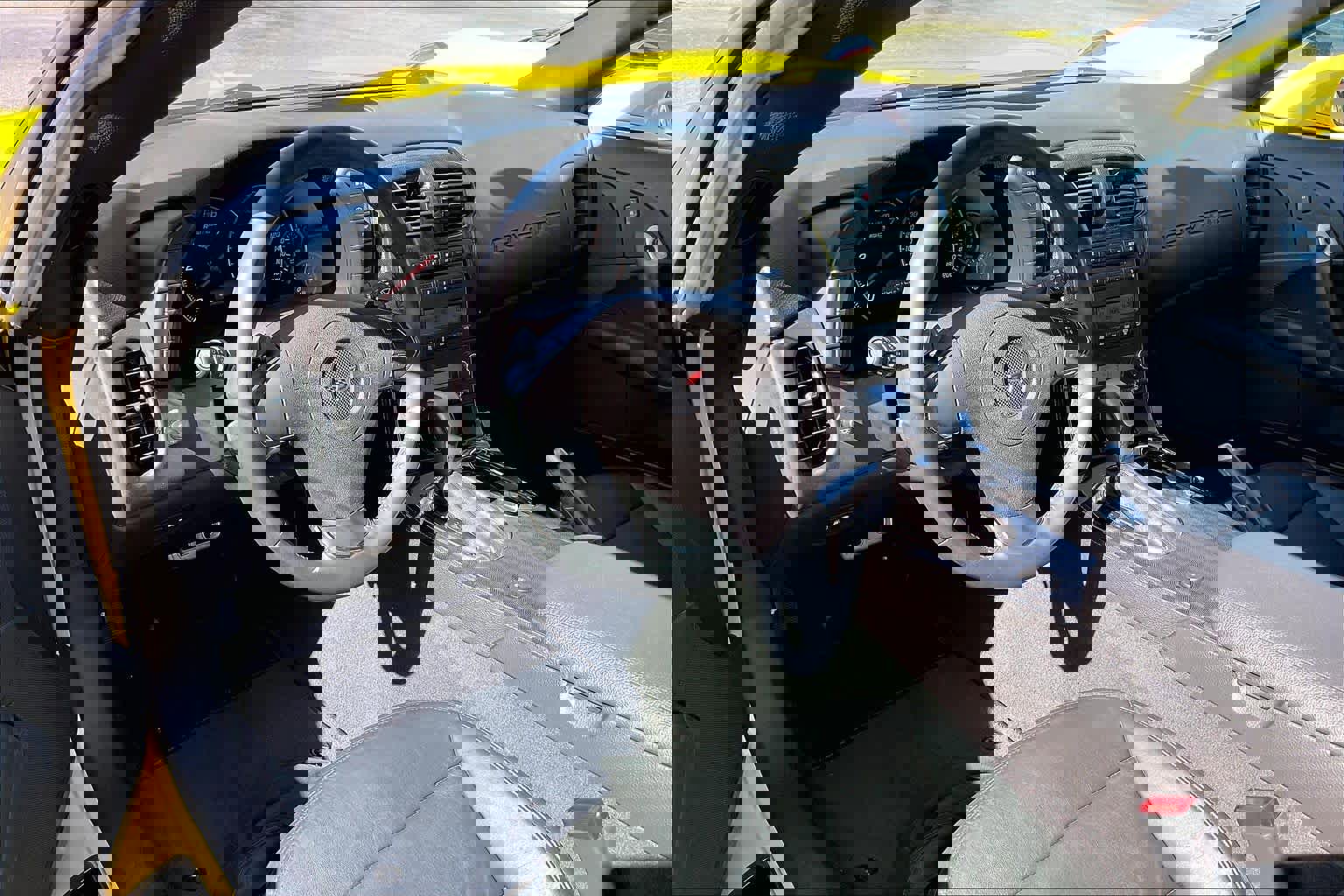 Used 2013 Chevrolet Corvette Coupe image 15