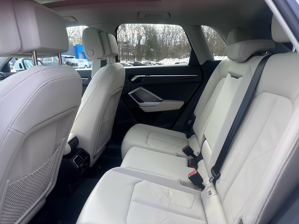 Used 2023 Audi Q3 2.0T Premium w/ Convenience Package image 21