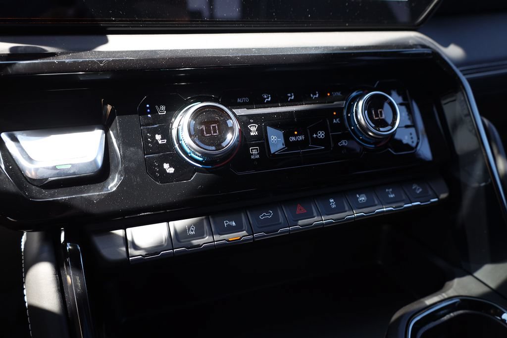 New 2026 GMC Sierra 2500 AT4X AWD/4WD image 16