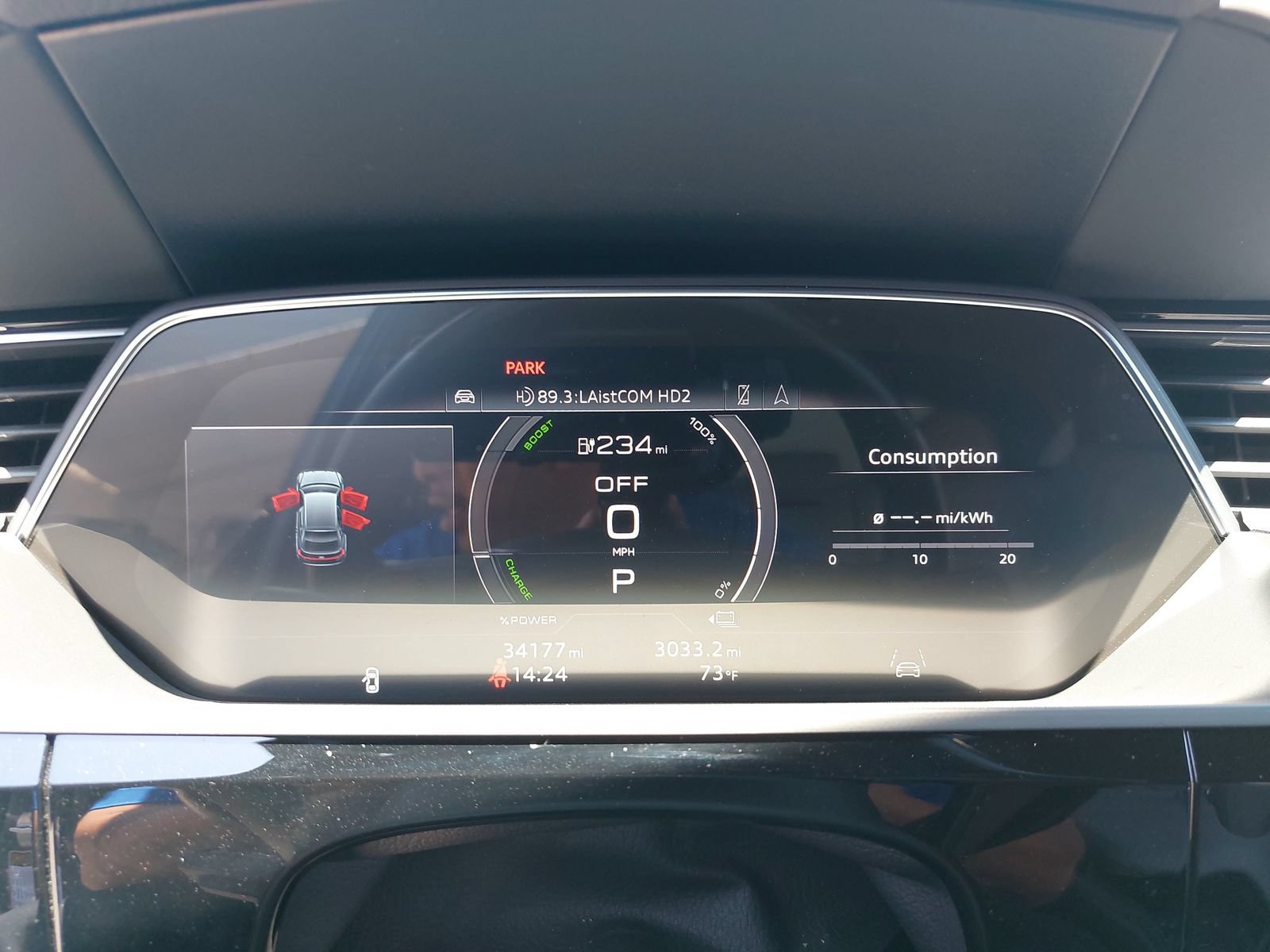 Used 2024 Audi Q8 e-tron Prestige w/ Prestige Package AWD/4WD image 20
