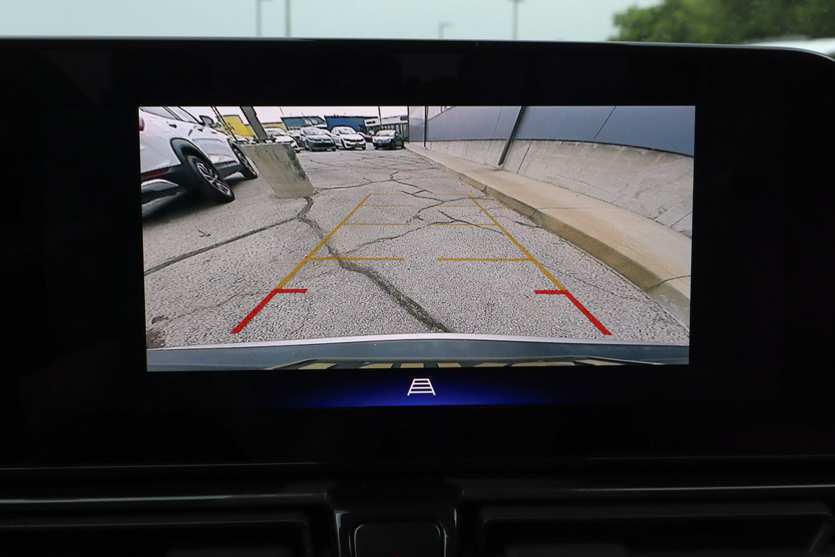 Used 2025 Chevrolet TrailBlazer LT FWD image 12
