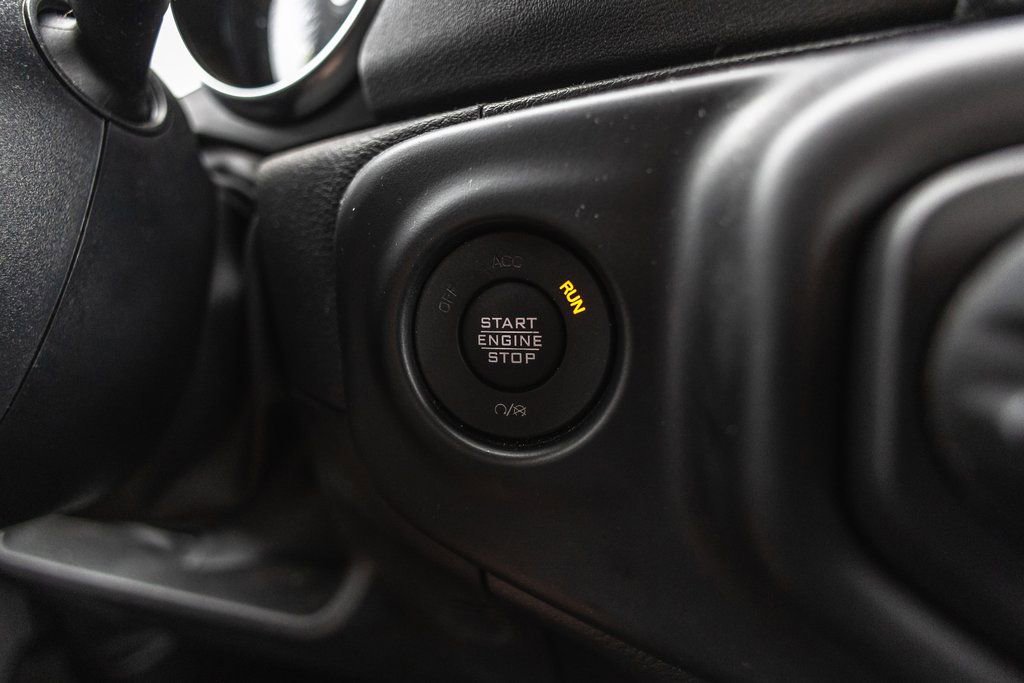 Used 2022 Jeep Wrangler Unlimited Sahara w/ Cold Weather Group image 18