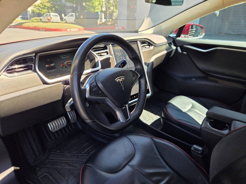Used 2012 Tesla Model S Signature Performance RWD image 13