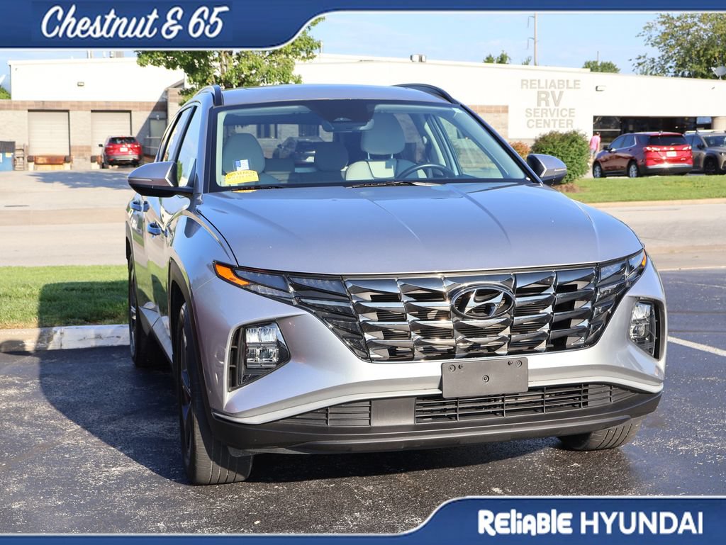 Used 2022 Hyundai Tucson SEL w/ Convenience + Premium Package FWD image 3