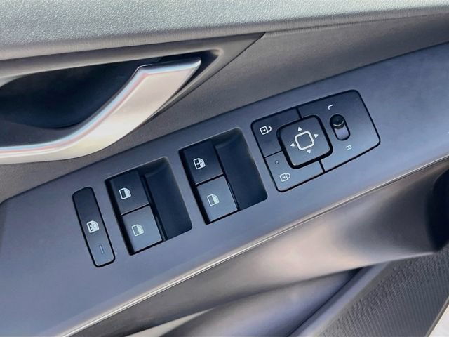 New 2026 Kia Niro LX FWD image 17