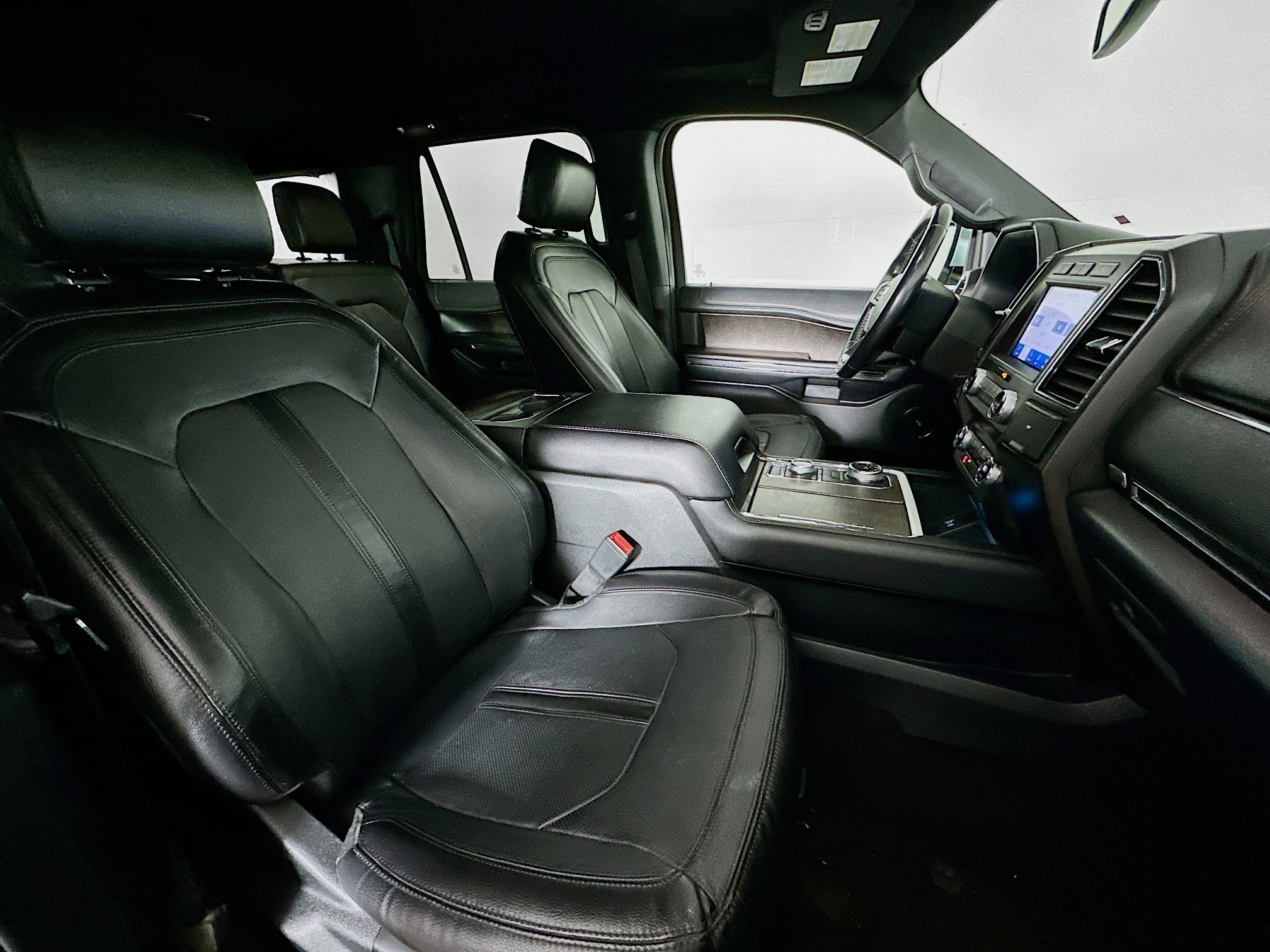 Used 2020 Ford Expedition Max Limited AWD/4WD image 34