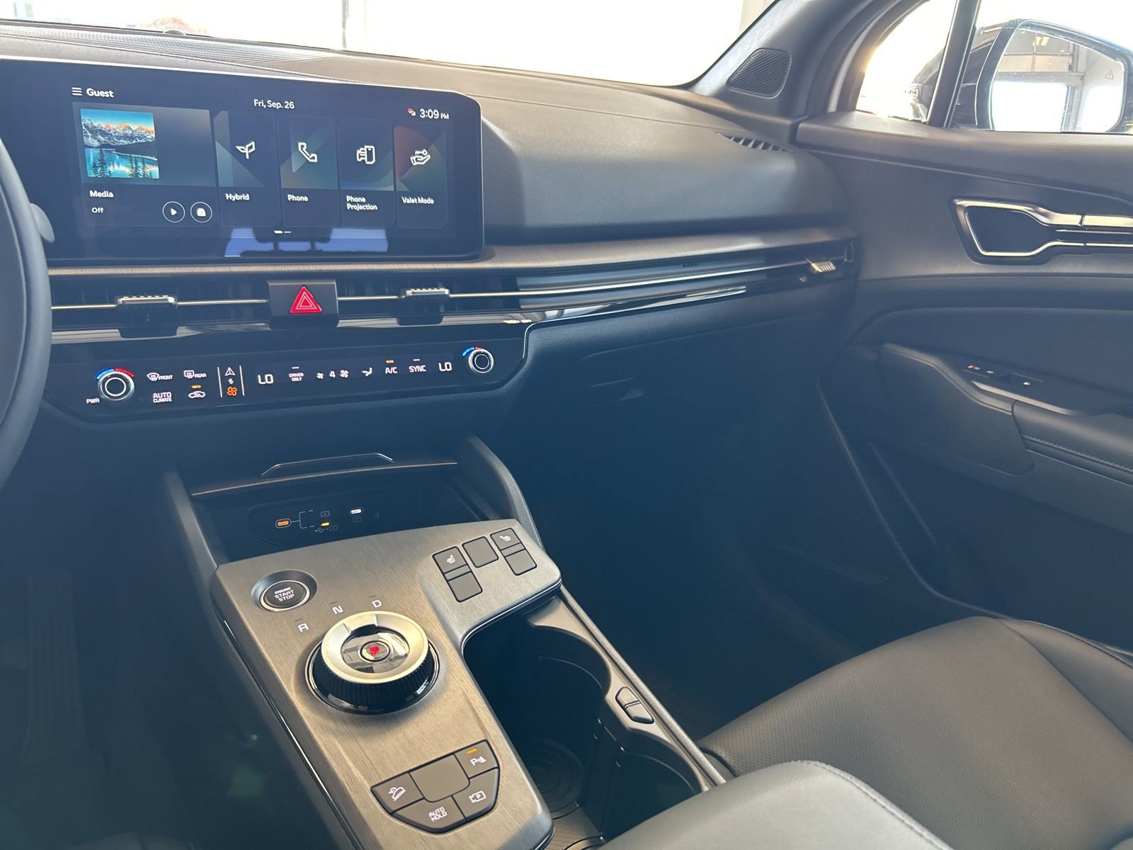 New 2026 Kia Sportage AWD Hybrid image 23