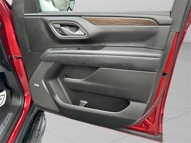 Used 2022 Chevrolet Suburban High Country image 18