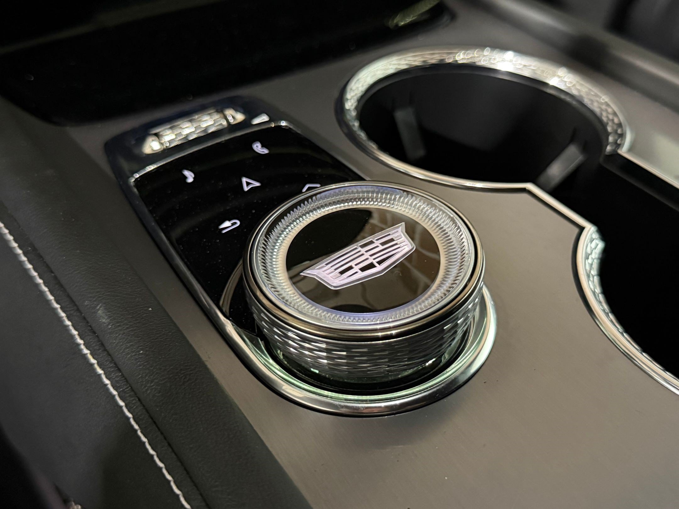 New 2026 Cadillac Vistiq Luxury AWD/4WD image 34