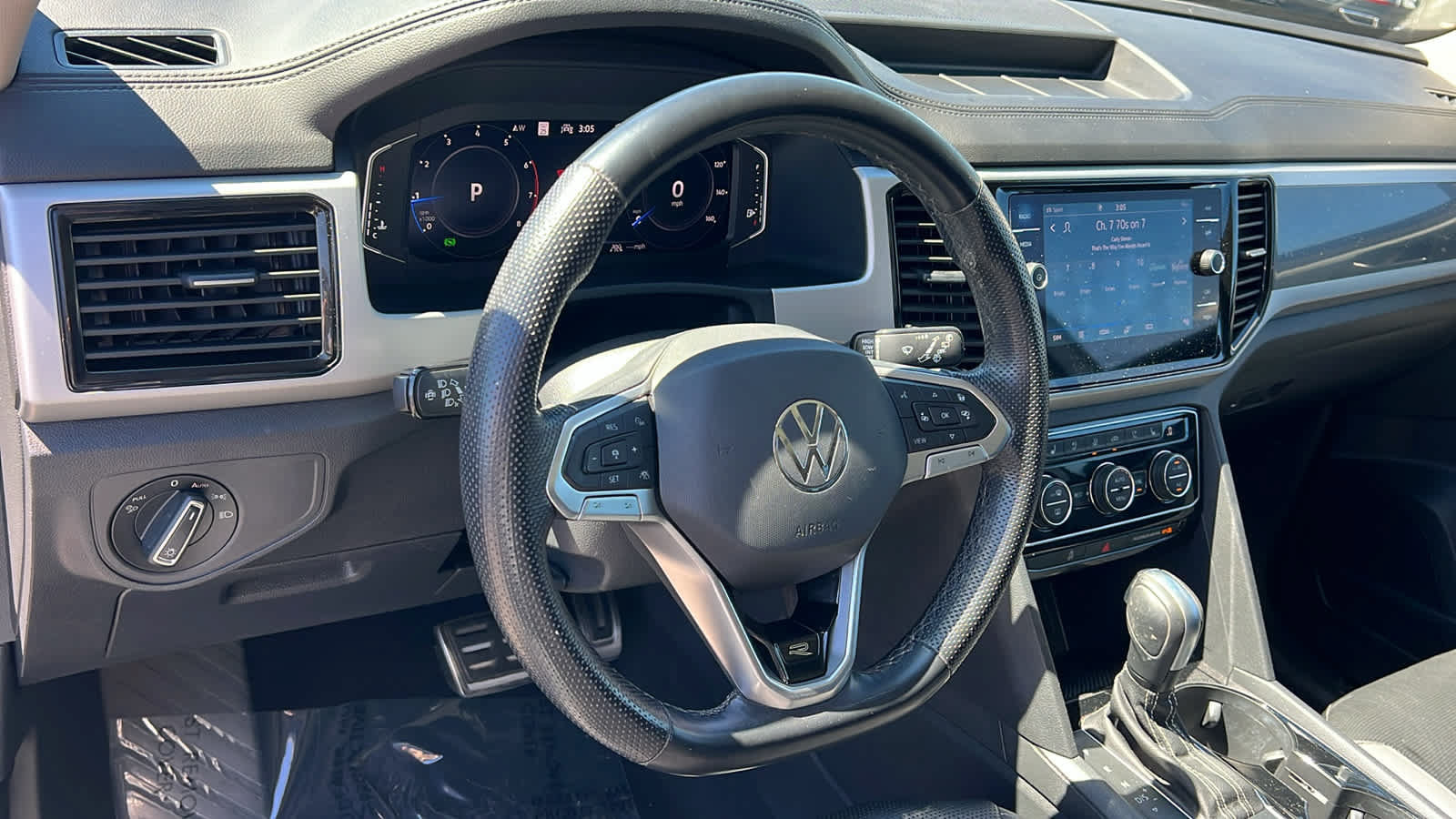 Certified 2023 Volkswagen Atlas SEL Premium AWD/4WD image 10