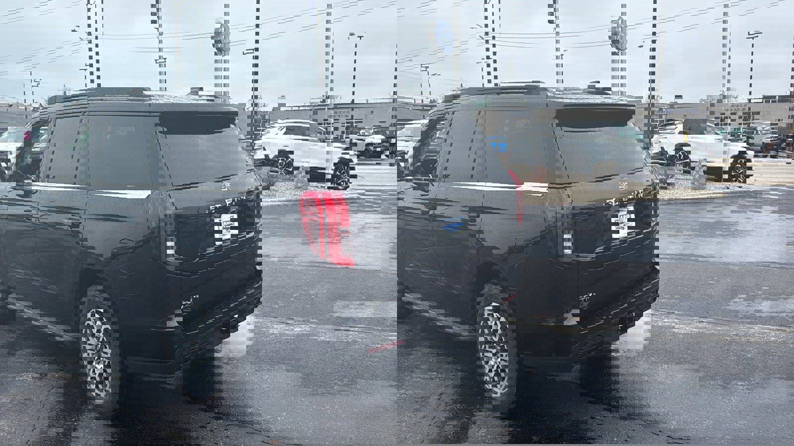 Used 2025 Ford Expedition Active image 7