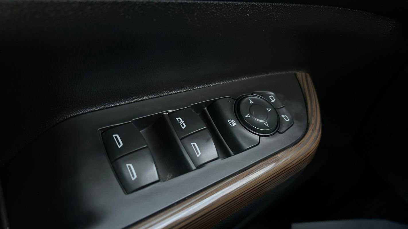 Used 2019 GMC Acadia SLE image 33