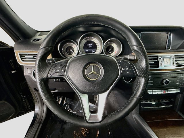 Used 2016 Mercedes-Benz E 350 Sedan image 12