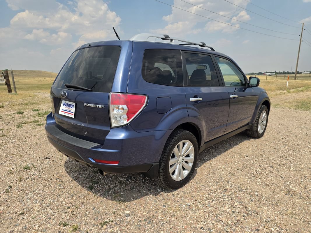 Used 2011 Subaru Forester 2.5X Touring AWD/4WD image 5