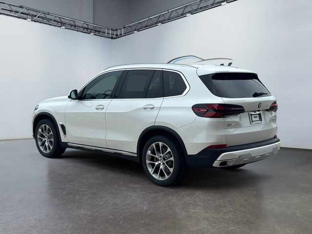 Used 2026 BMW X5 xDrive40i w/ Premium Package image 5