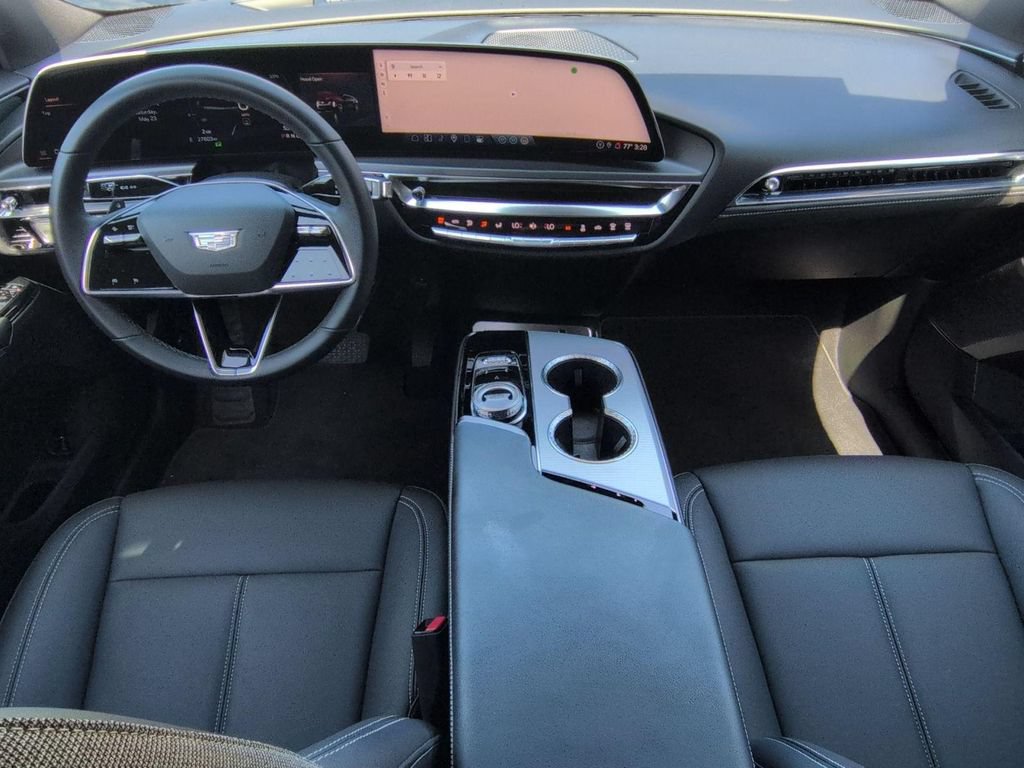 Certified 2024 Cadillac Lyriq Tech RWD image 16