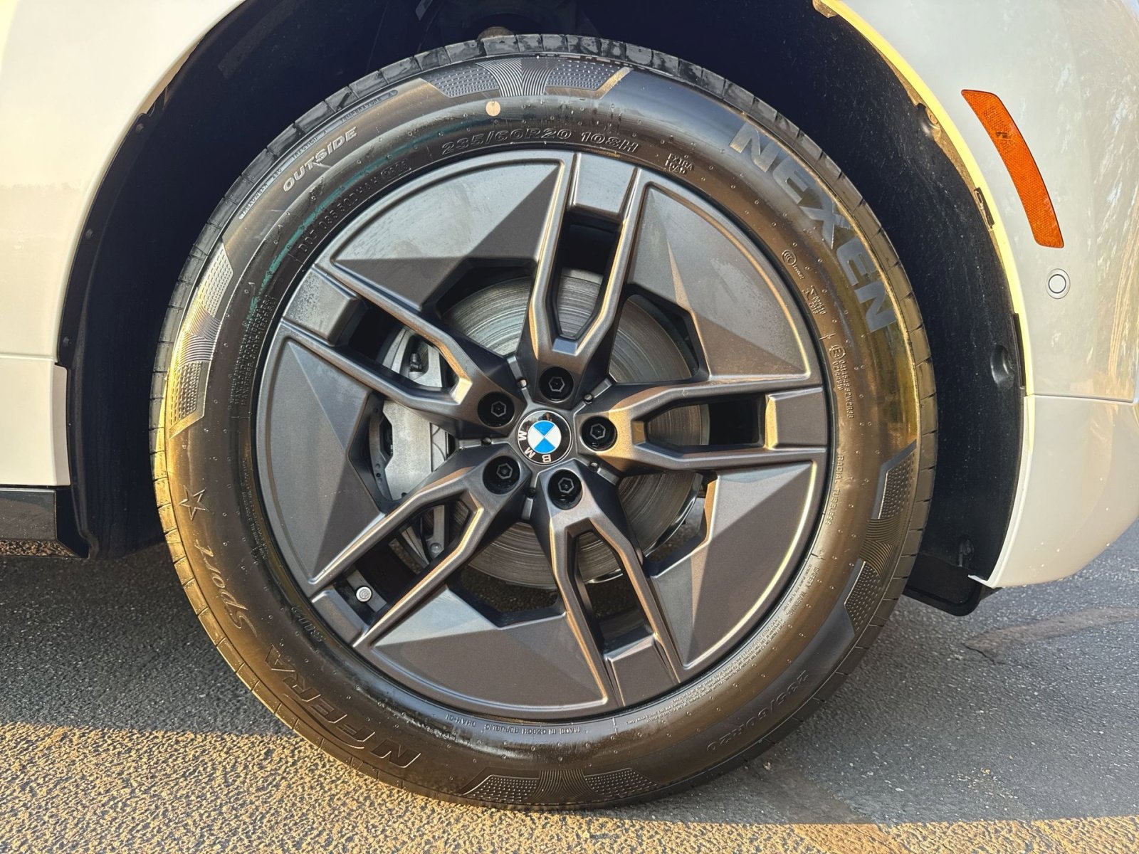 New 2026 BMW iX xDrive45 image 2