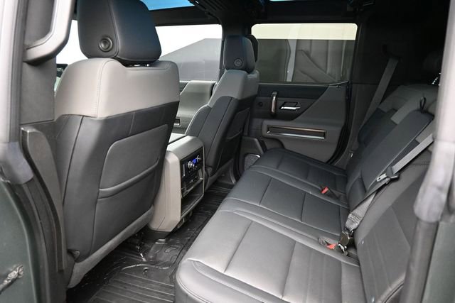 Used 2024 GMC Hummer EV 3X AWD/4WD image 15