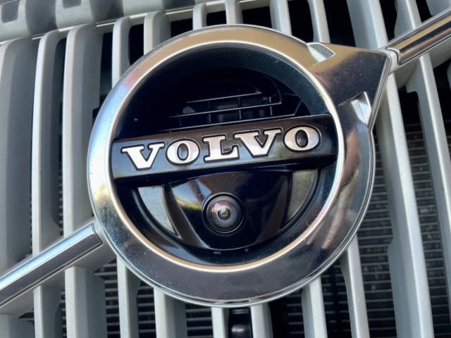 Used 2017 Volvo XC90 T6 Inscription w/ Vision Package image 25