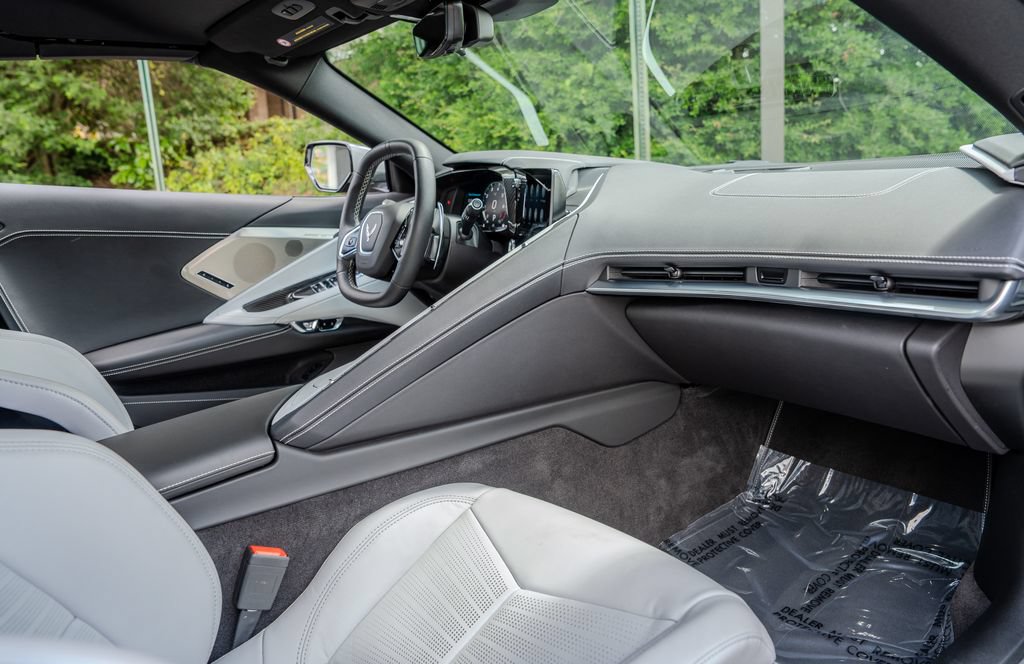 Used 2023 Chevrolet Corvette Stingray Preferred Conv w/ Z51 Performance Package RWD image 21