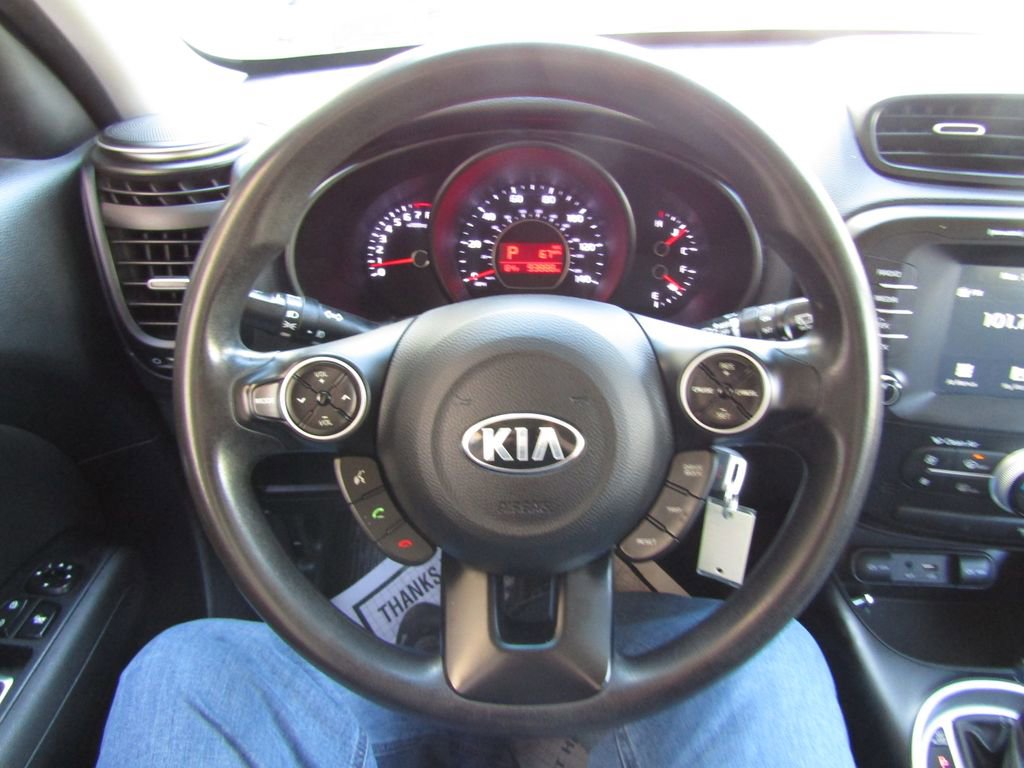 Used 2018 Kia Soul + image 17