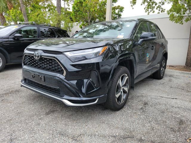 Certified 2025 Toyota RAV4 SE image 3