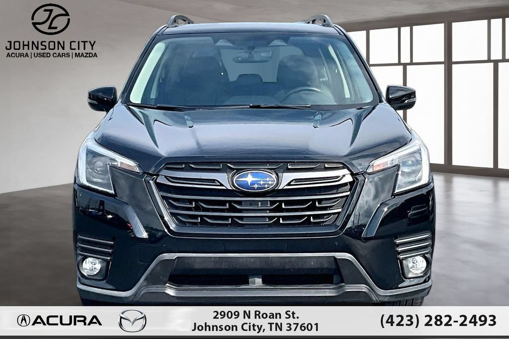 Used 2023 Subaru Forester Limited AWD/4WD image 3