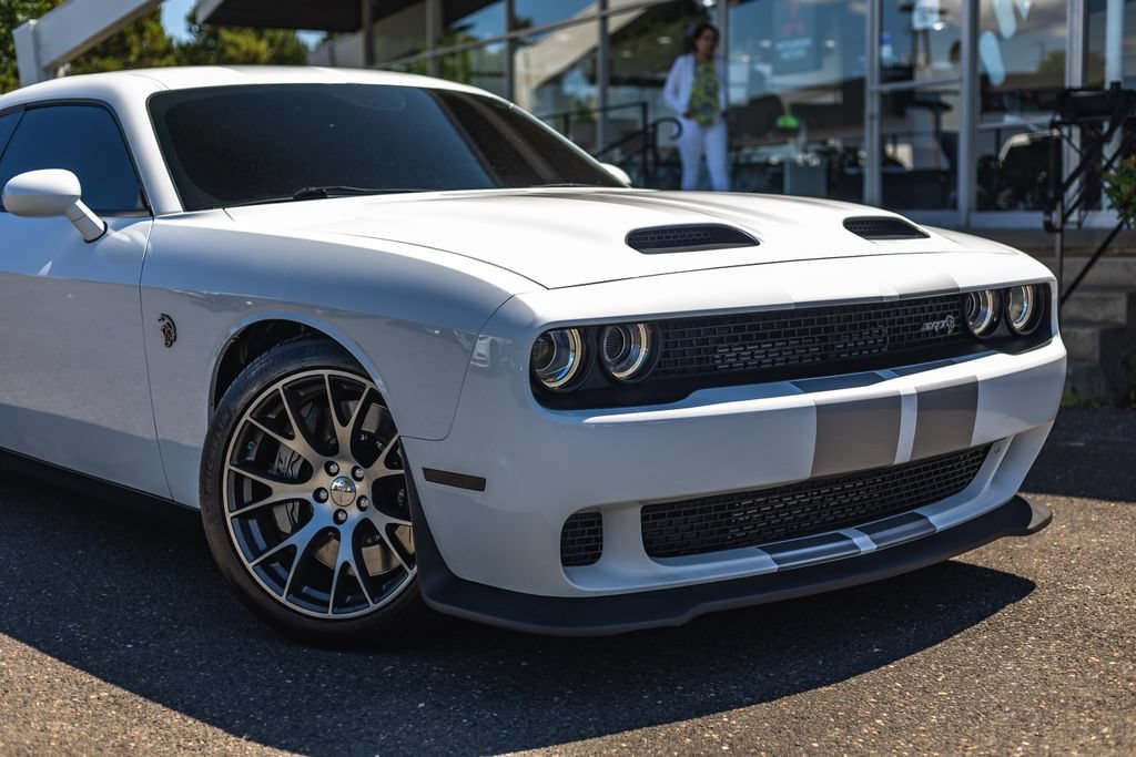 Used 2021 Dodge Challenger SRT Hellcat Redeye RWD image 3