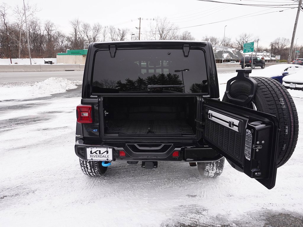 Used 2021 Jeep Wrangler Unlimited Sahara image 19