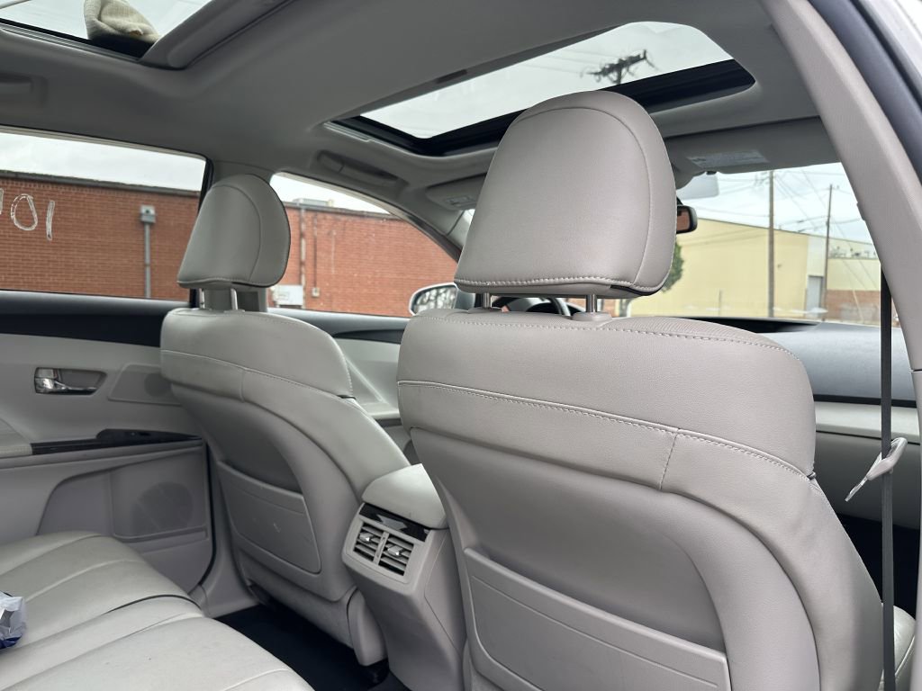 Used 2013 Toyota Venza XLE w/ XLE Premium Pkg image 31