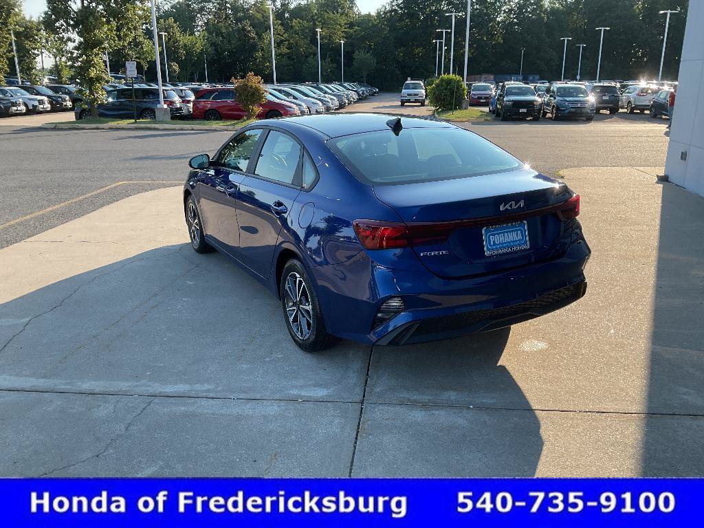 Used 2023 Kia Forte LXS w/ LXS Technology Package FWD image 4