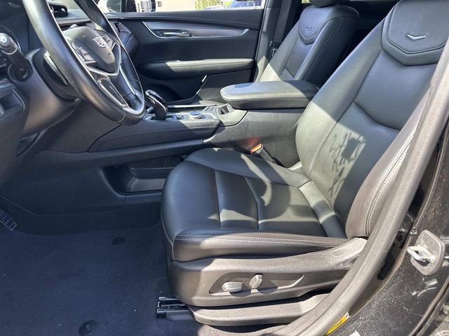 Used 2022 Cadillac XT5 Luxury image 16