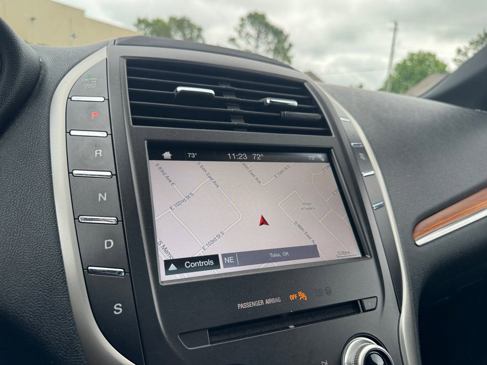Used 2017 Lincoln MKC Reserve FWD image 23