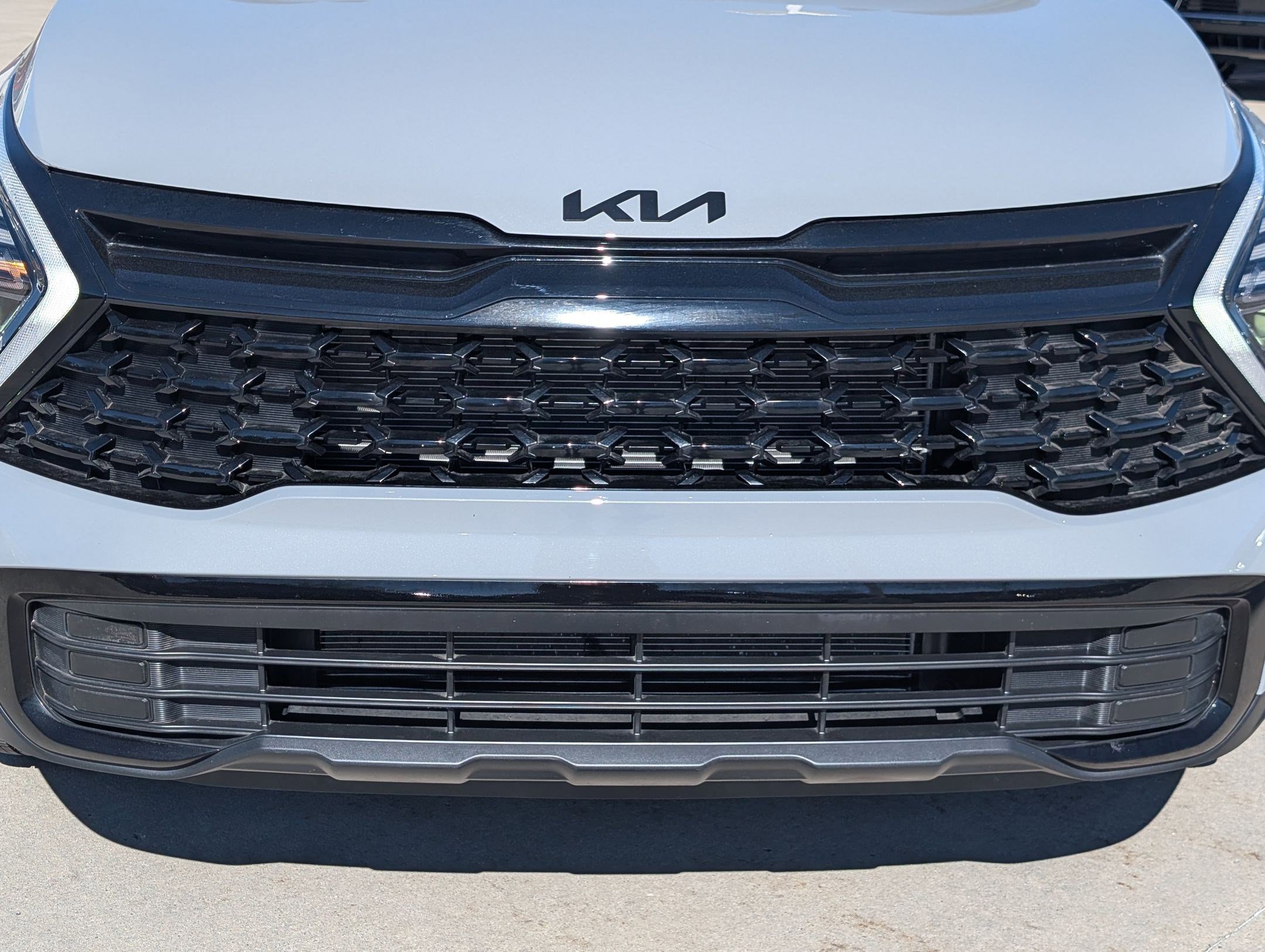 Certified 2025 Kia Sportage X-Line image 9