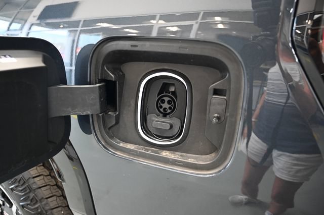 New 2026 GMC Sierra EV AT4 w/ AT4 Premium Package AWD/4WD image 36