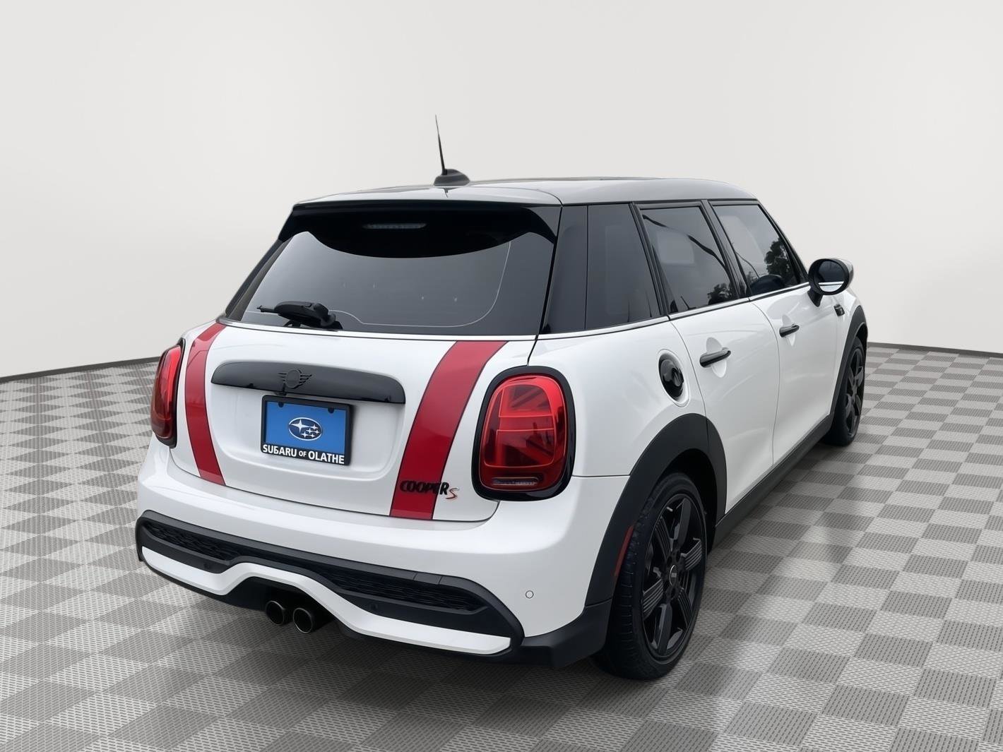 Used 2023 MINI Cooper S FWD image 13