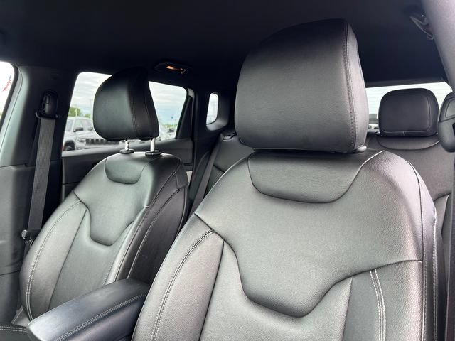 Certified 2025 Jeep Compass Limited AWD/4WD image 22