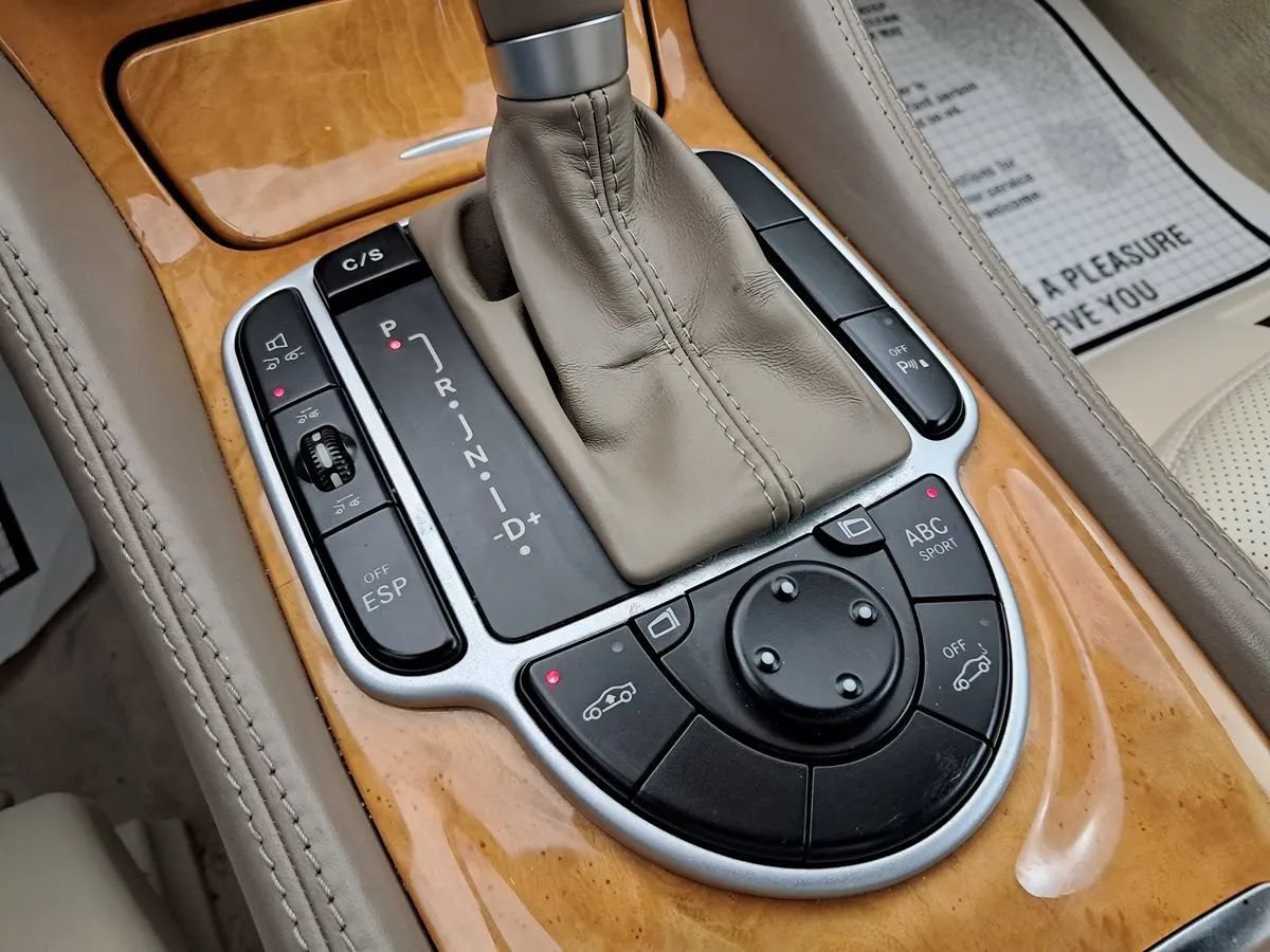 Used 2007 Mercedes-Benz SL 600 image 29