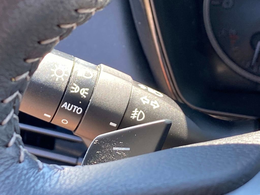 Used 2024 Subaru Legacy Premium AWD/4WD image 18