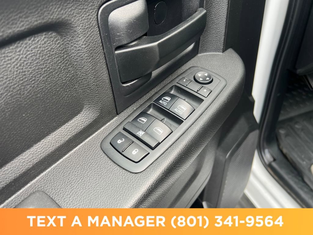 Used 2018 RAM 3500 Tradesman w/ Chrome Appearance Group image 15