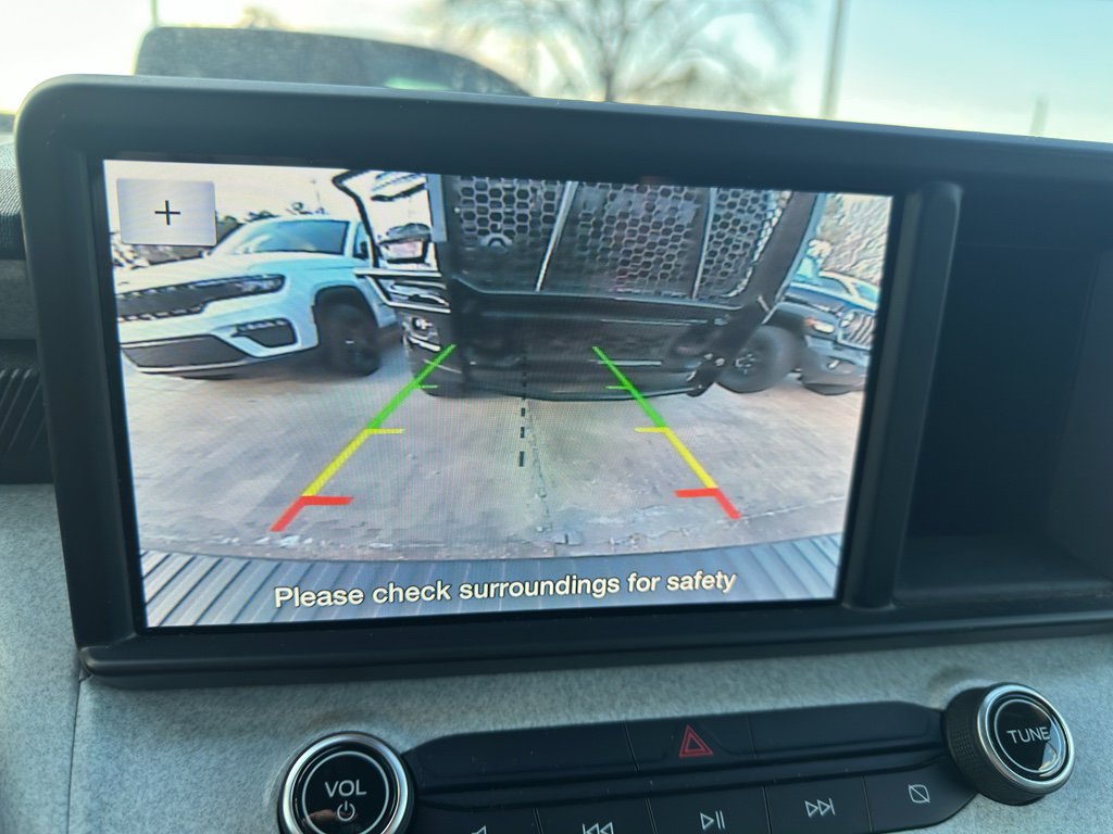 Used 2022 Ford Maverick XLT image 14